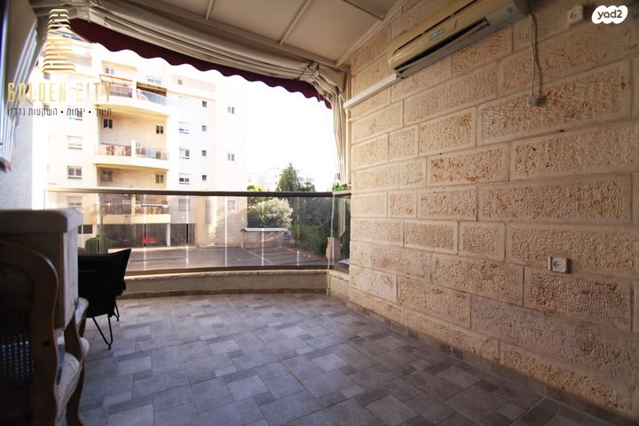 בית פרטי/ קוטג', החרמון 1, נתניה