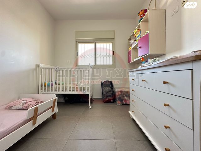 דירה, תרשיש, רובע יזרעאל סביוני העמק, עפולה