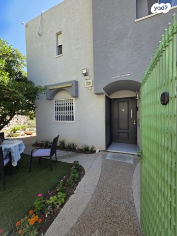 דו משפחתי, עצמון, שגיא, כרמיאל