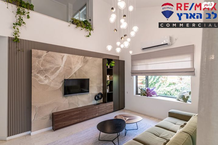 בית פרטי/ קוטג', האורן, ברקן, ברקן