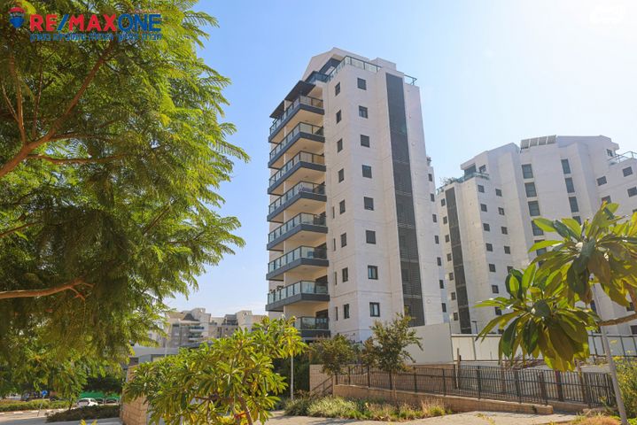 שלמה וחיה אנגל 