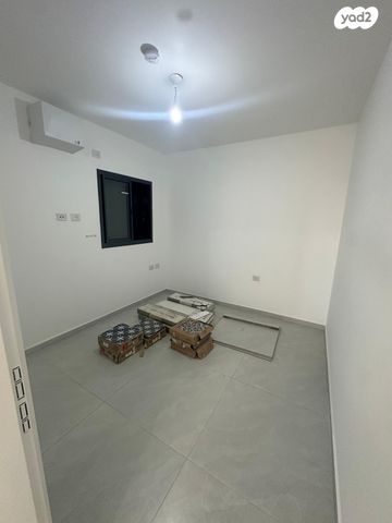 דירה, כרמי הנדיב, אחוזת רוטנר, קרית מלאכי