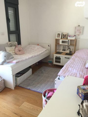 דופלקס, תל אביב יפו