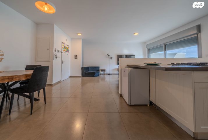 דירה, רובין 5, אבני חן, חריש