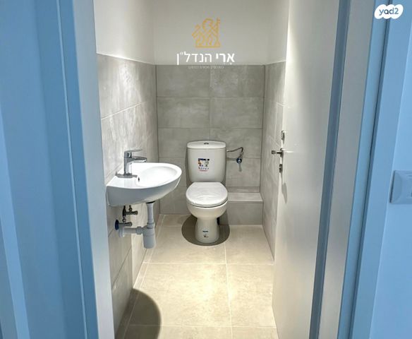 דירה, מפרש, משולש עין כרמל, עתלית