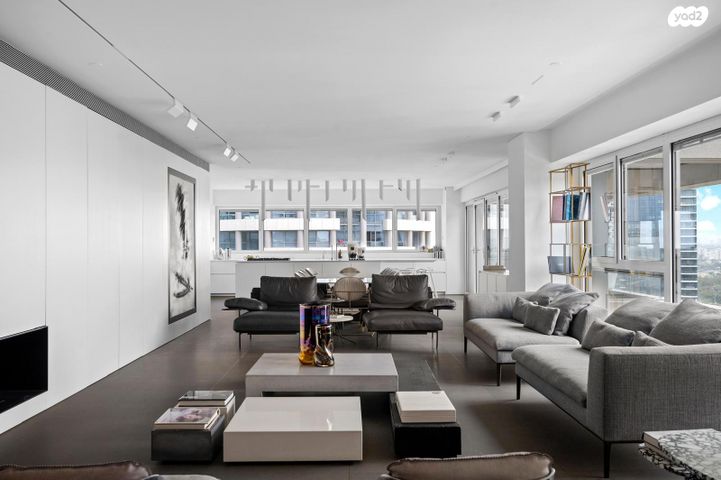 דירה, ניסים אלוני 17, צמרות איילון, פארק צמרת, תל אביב יפו