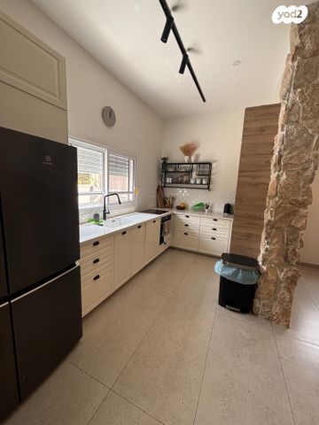 בית פרטי/ קוטג', שאר העיר, עומר