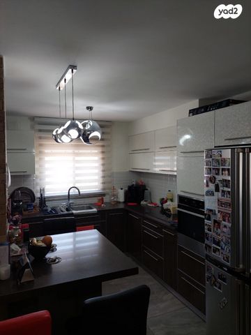 דירת גן, הנוריות, רמות יצחק, נשר