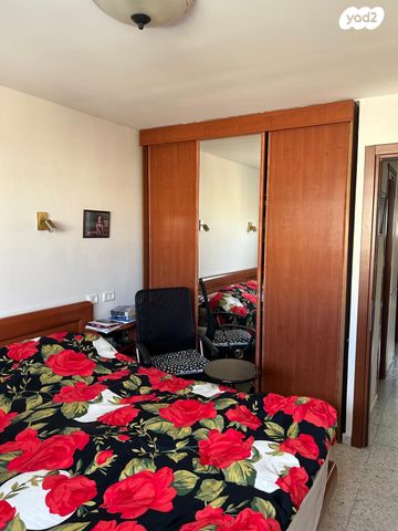 דירה, אלי כהן, רמת הנשיא, בת ים