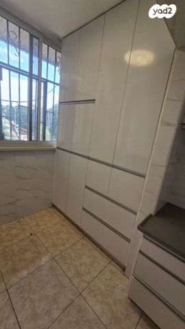 דירה, מאיר בר אילן 14, המרכז האזרחי, רמלה