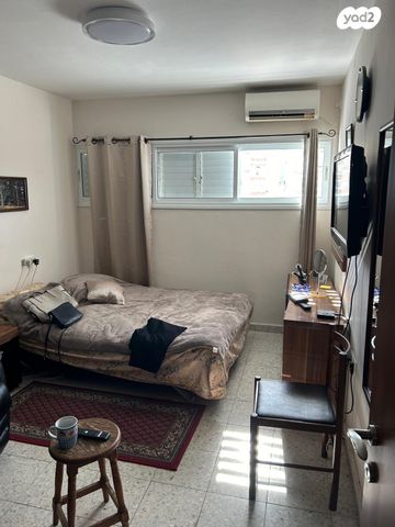 דירה, אלי כהן, רמת הנשיא, בת ים