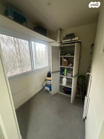 דירה, שדרות ירושלים, חב"ד, קרית מלאכי