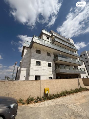 גג/ פנטהאוז, אופקים