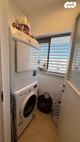 דופלקס, האחים טרבס, ד' / מערב מרכז העיר, רחובות