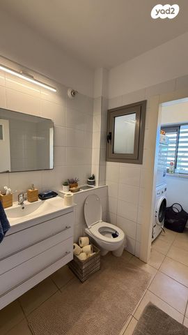 דופלקס, האחים טרבס, ד' / מערב מרכז העיר, רחובות