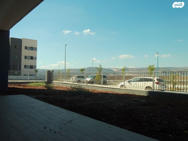 דירת גן, יצחק שמיר, עפולה הצעירה, עפולה