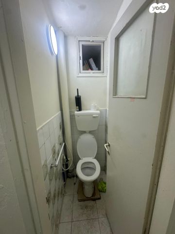 דירה, שדרות ירושלים, חב"ד, קרית מלאכי