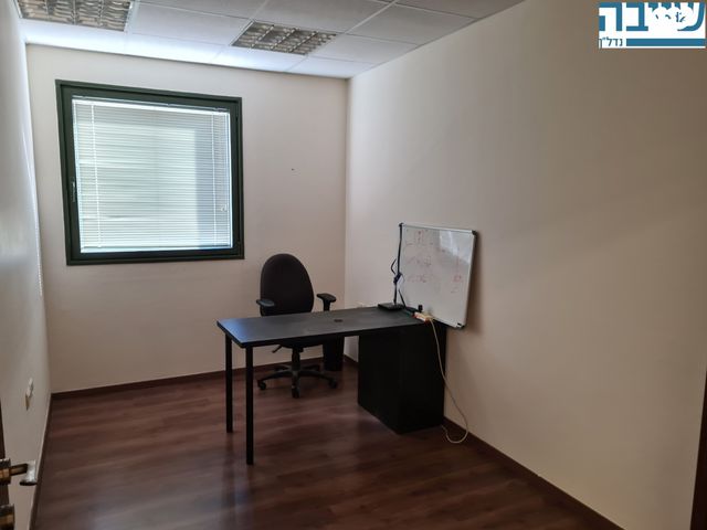 משרדים, פרופ' מנחם פלאוט, פארק תמר, רחובות