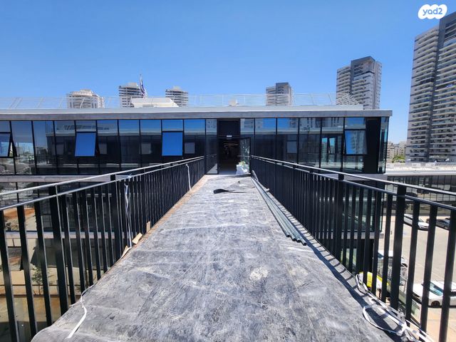 משרדים, שושנה דמארי, משכנות האומנים, קרית מוצקין