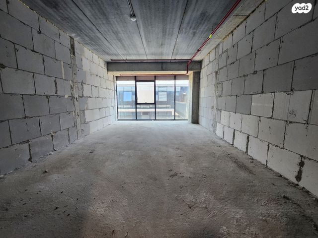 משרדים, שושנה דמארי, משכנות האומנים, קרית מוצקין