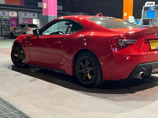 סובארו BRZ