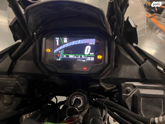 קאוואסאקי Versys 650