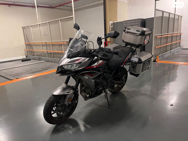 קאוואסאקי Versys 650
