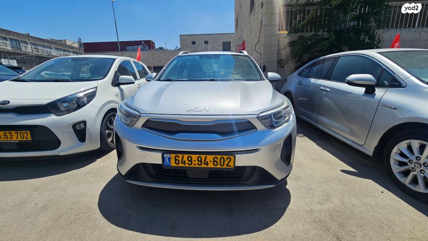 מודעת רכב קיה סטוניק
