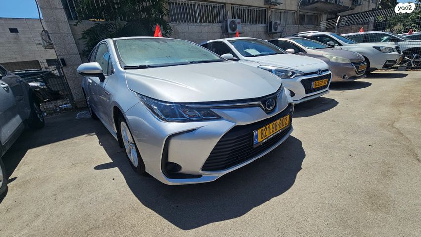 מודעת רכב טויוטה קורולה