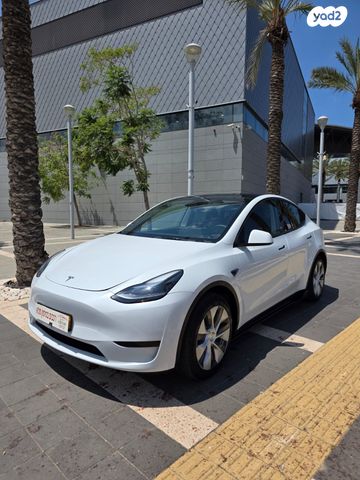 מודעת רכב טסלה מודל Y