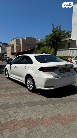 טויוטה קורולה