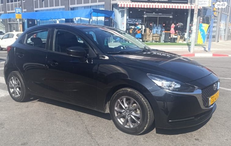 מודעת רכב מאזדה 2