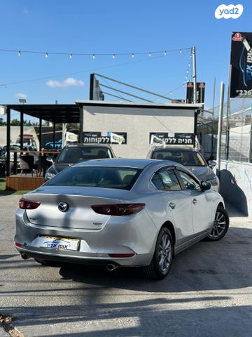מאזדה 3