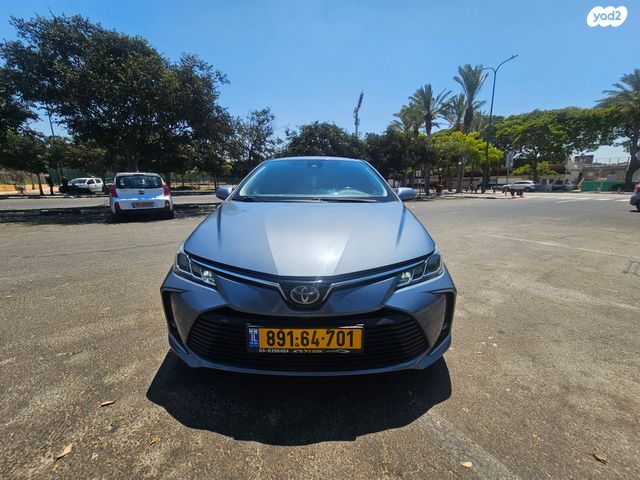 טויוטה קורולה