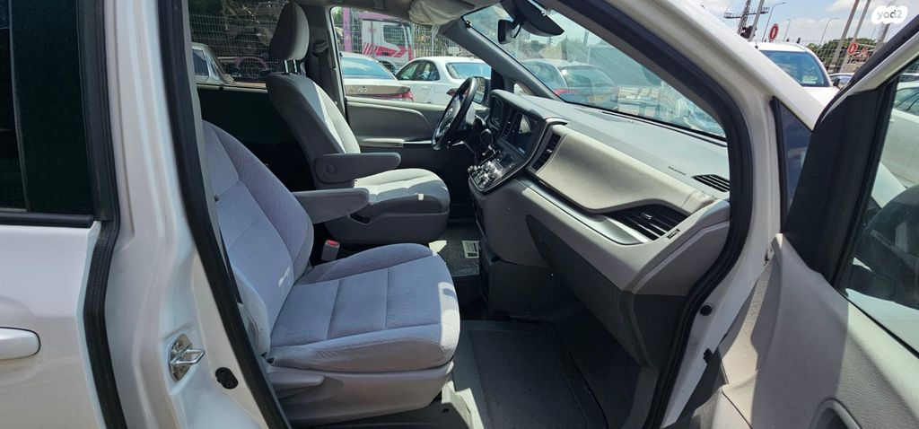 טויוטה סיינה