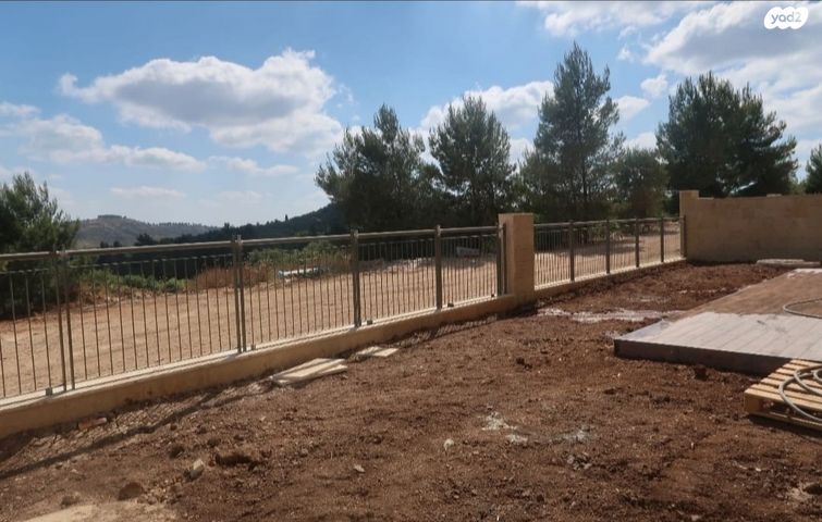 דירת גן, רותם 31, המגרסה, מבשרת ציון