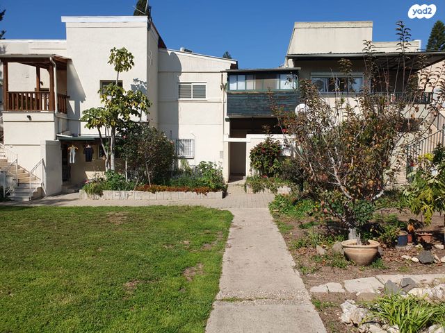 דירת גן, דרך הכולבו 1, גבת, גבת