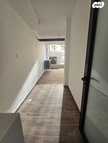 דירת גן, רותם 31, המגרסה, מבשרת ציון