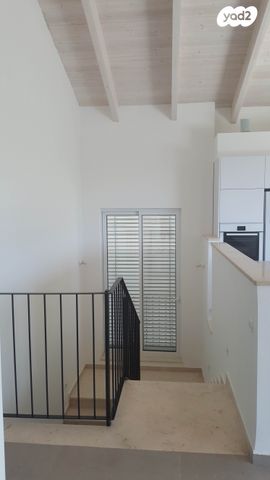 בית פרטי/ קוטג', שדרות הכניסה 1, בית אלפא, בית אלפא