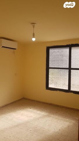 דירה, שבטי ישראל 30, גבעת אולגה, חדרה