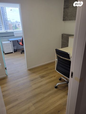 דרך זאב ז'בוטינסקי 33