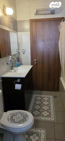 דירת גן, הרב מן ההר, חומת שמואל, הר חומה, ירושלים