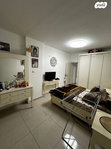 דירה, בלפור 80, עצמאות יוספטל, בת ים