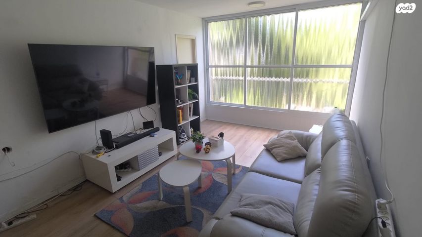 הרב רובינשטיין 