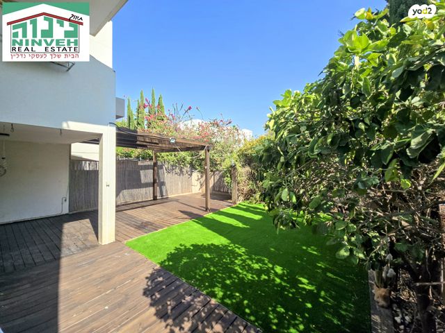 דירת גן, רבקה גובר, לב הפארק, רעננה