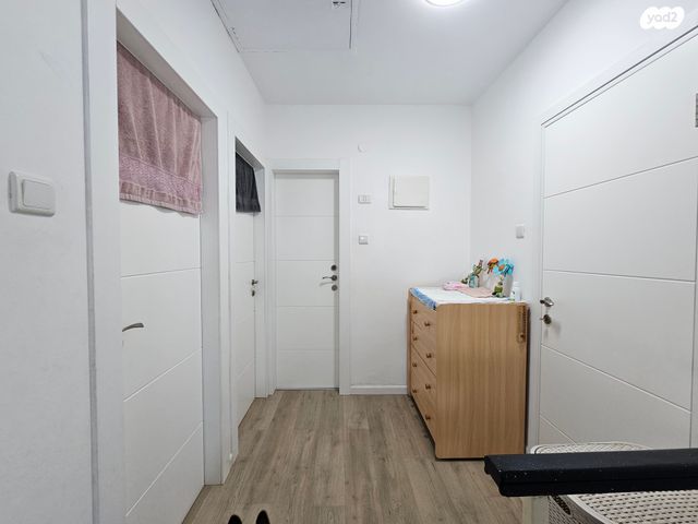 דו משפחתי, לשם, ערד