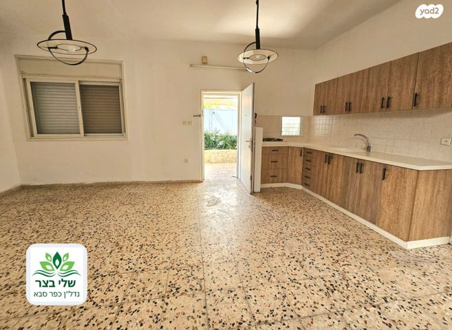 דו משפחתי, ותיקים, כפר סבא