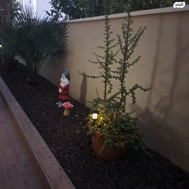 בית פרטי/ קוטג', יהודה דה בוטון 8, נאות לון, באר שבע