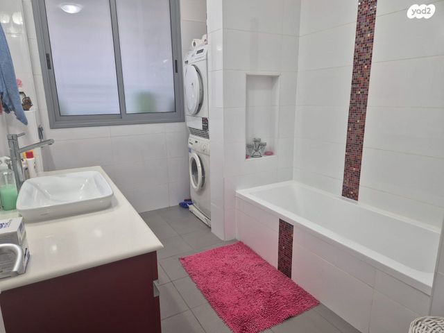 גג/ פנטהאוז, הנחל, הוד השרון