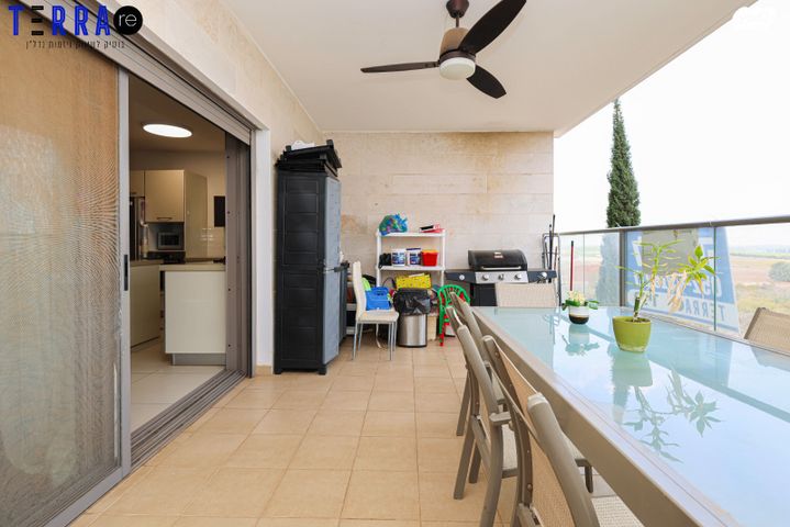 דירה, אהוד מנור, יפה נוף, כפר יונה